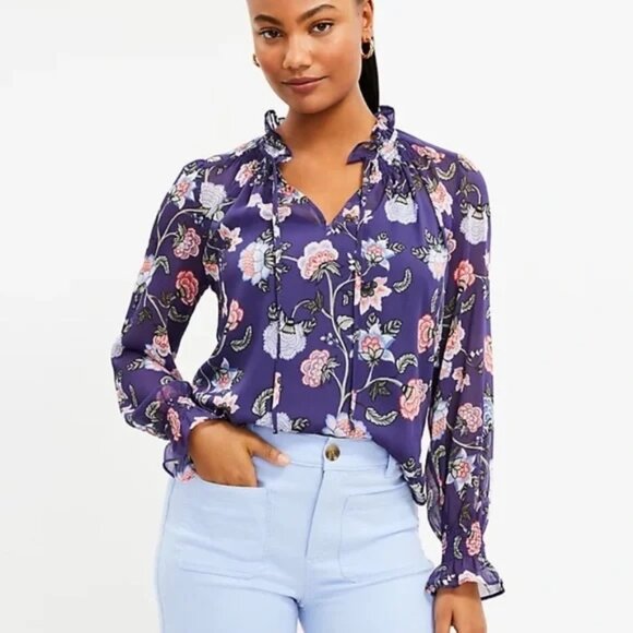 Loft Garden Ruffle Neck Shirt size Medium - Picture 1 of 8